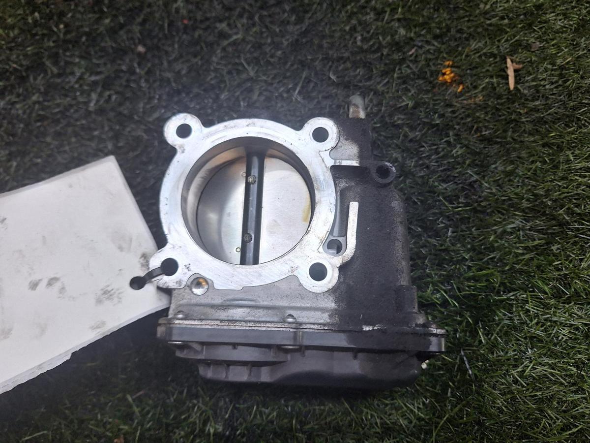 Throttle Body for SUBARU LIBERTY