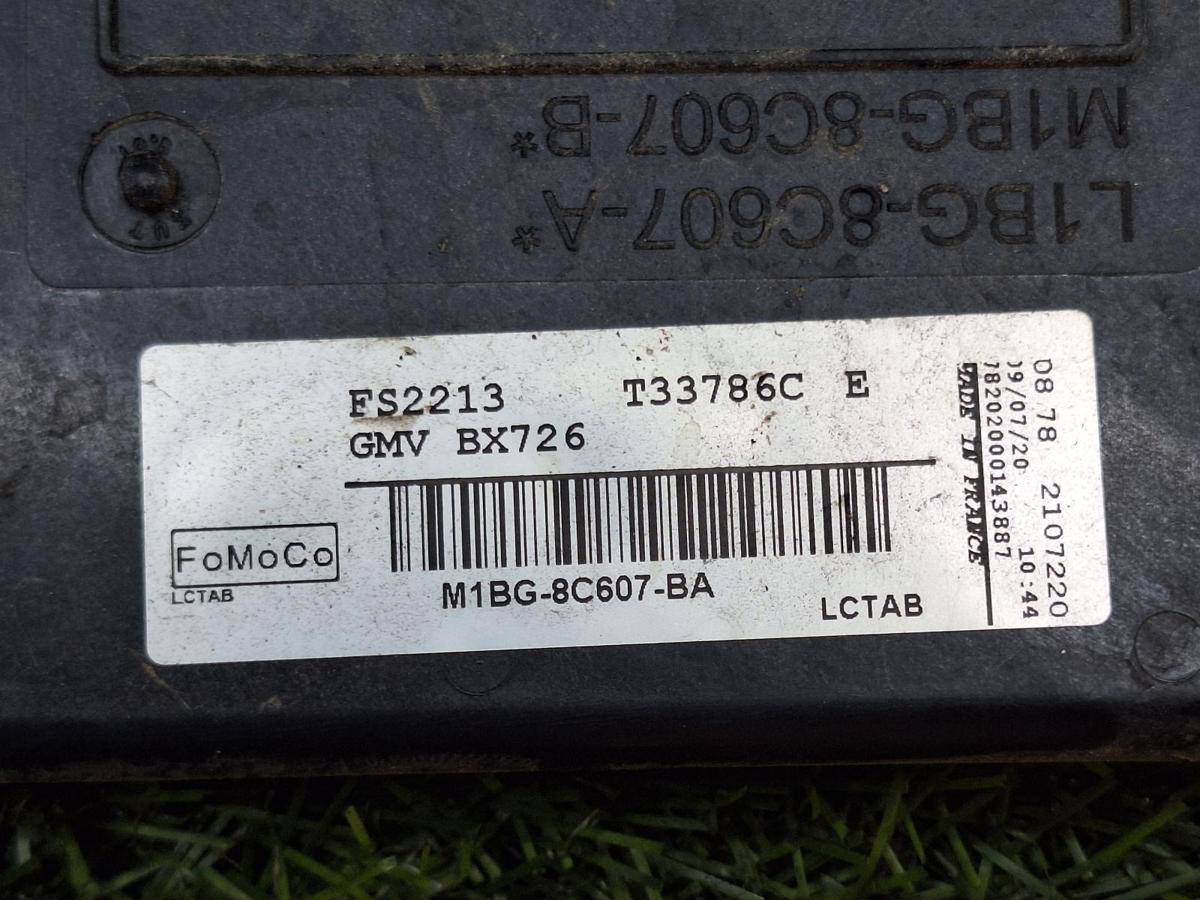 1000742204-part-image