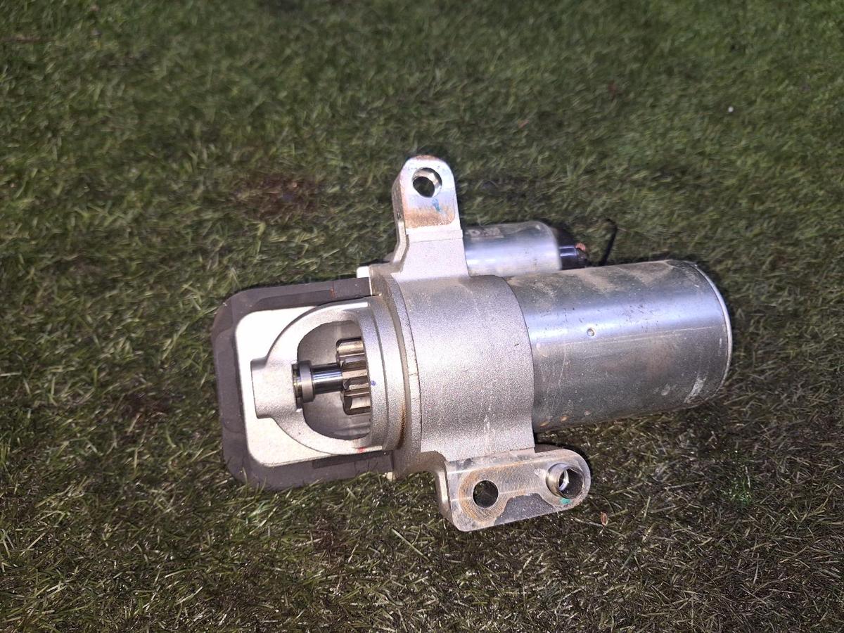 1000752122-part-image