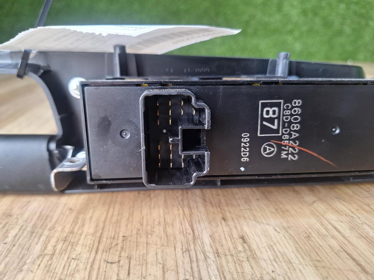 1000860602-part-image