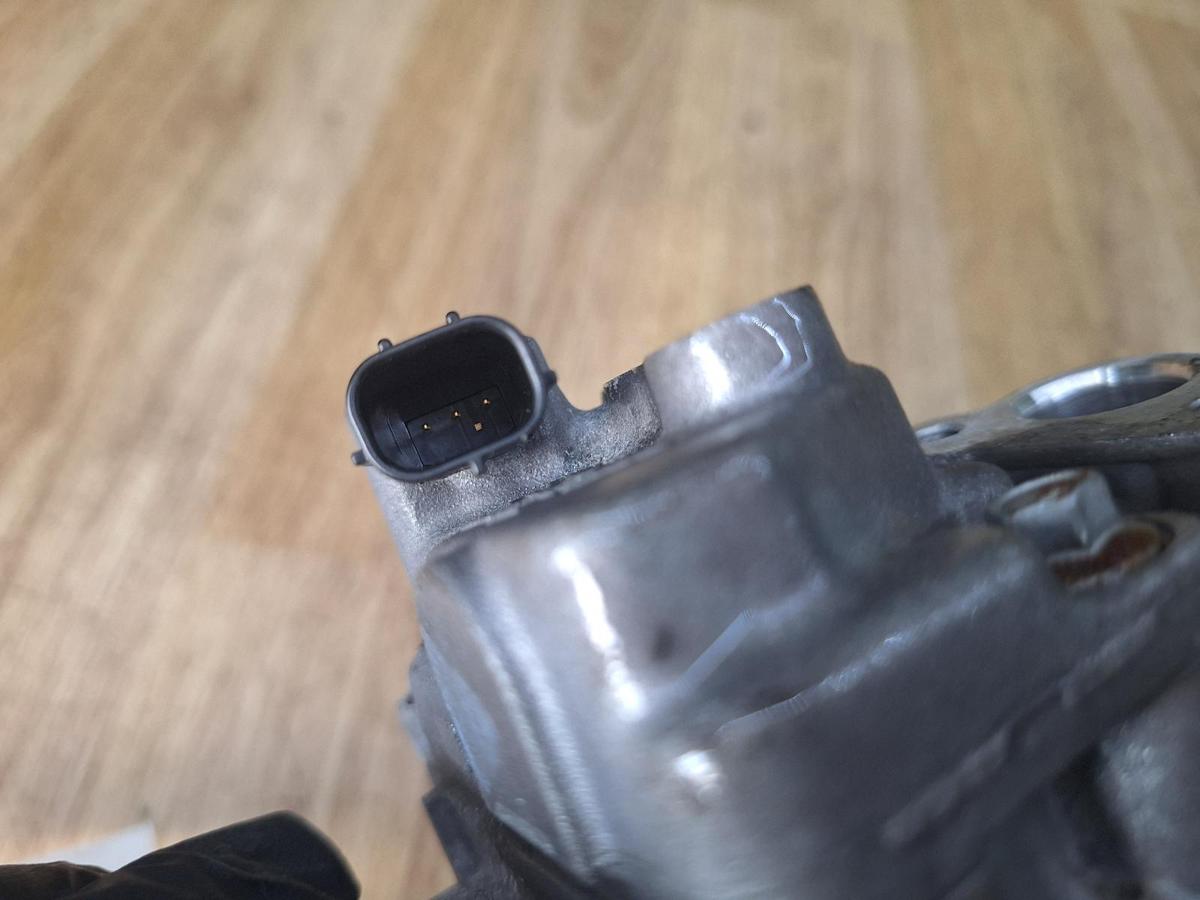 1000861260-part-image