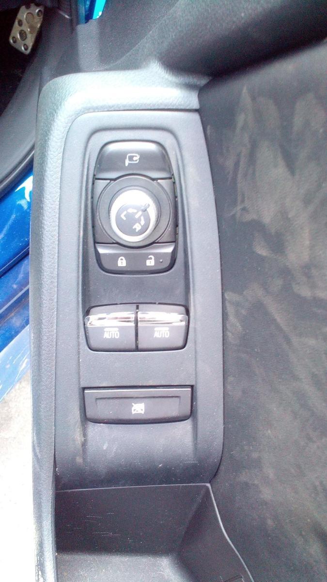 1000722513-part-image