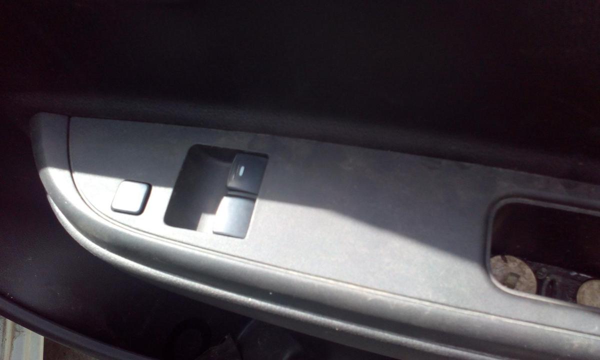 1000692668-part-image