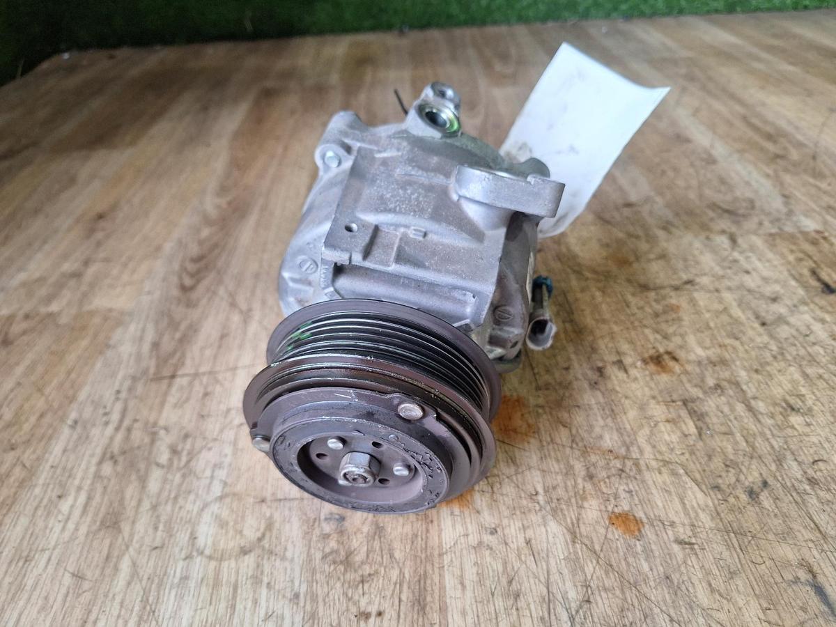 1000902737-part-image