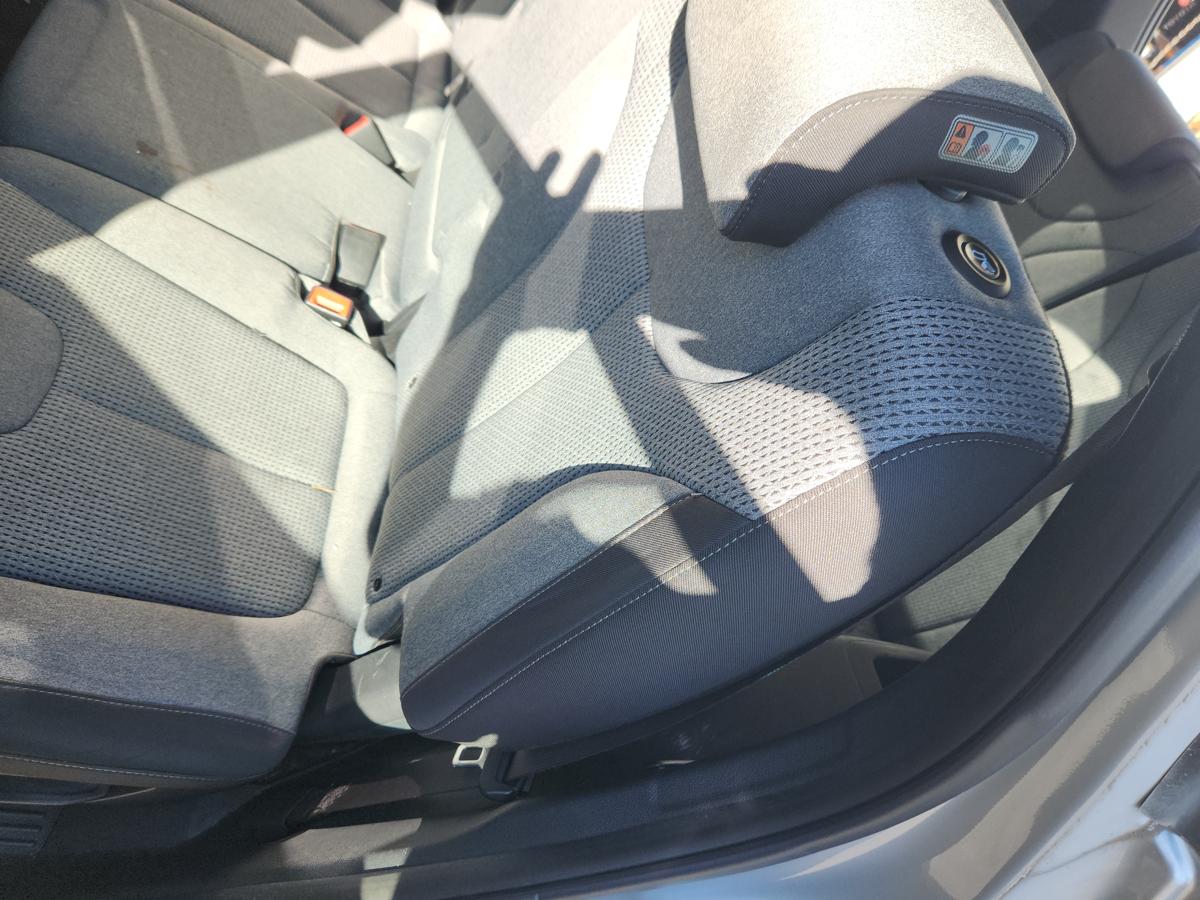 1000930621-2nd Seat (Rear Seat) Left