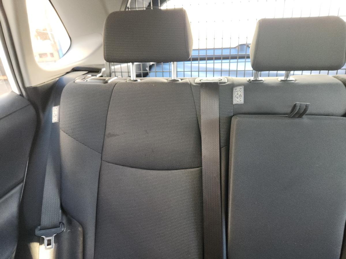 1000931073-2nd Seat (Rear Seat) Right