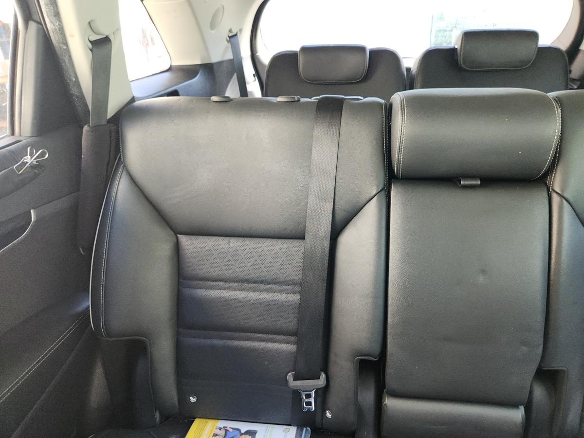1000933492-2nd Seat (Rear Seat) Right