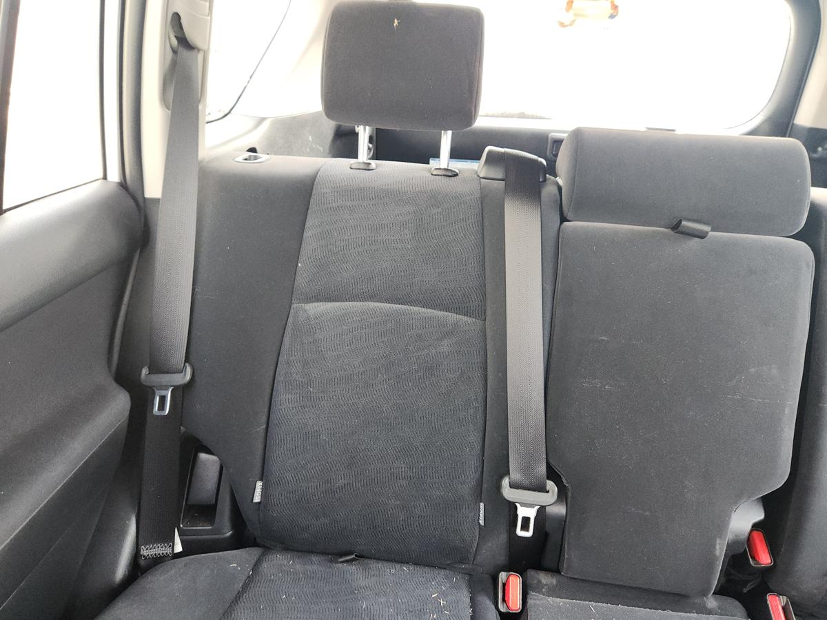 1000930144-2nd Seat (Rear Seat) Right