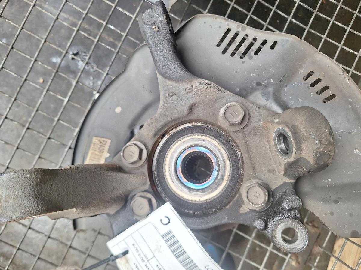 1000827937-part-image