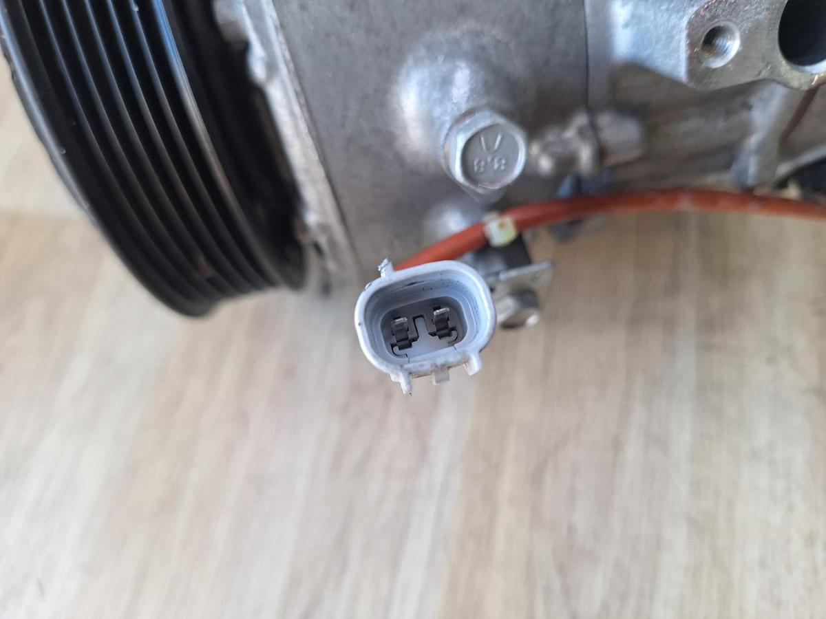 1000844851-part-image