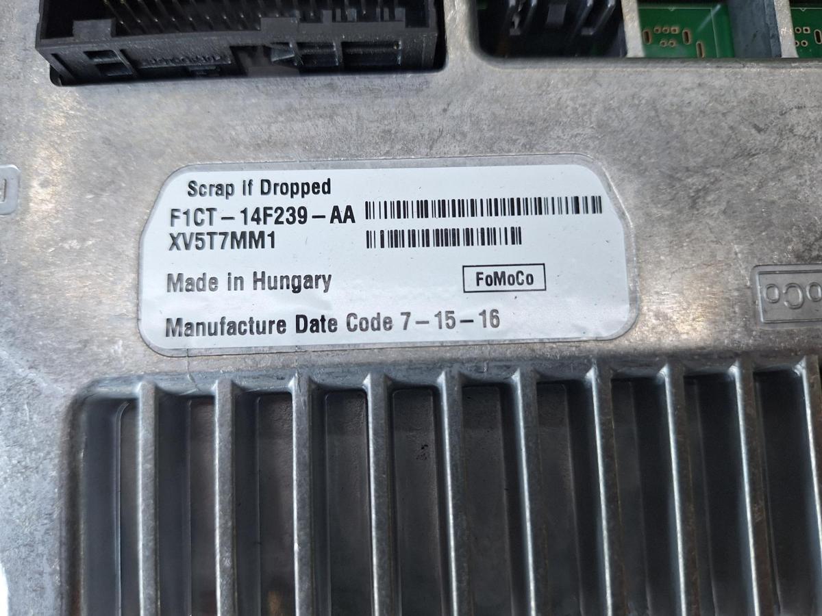 1000883912-part-image