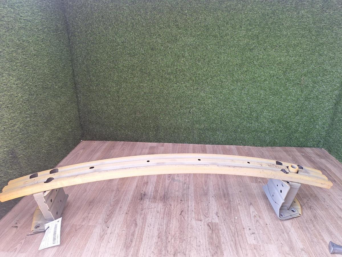 1000842389-part-image