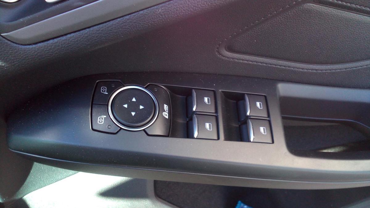 1000543299-part-image