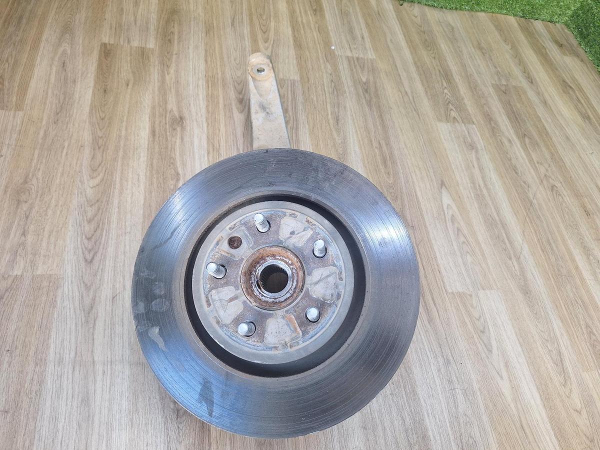 1000824745-part-image