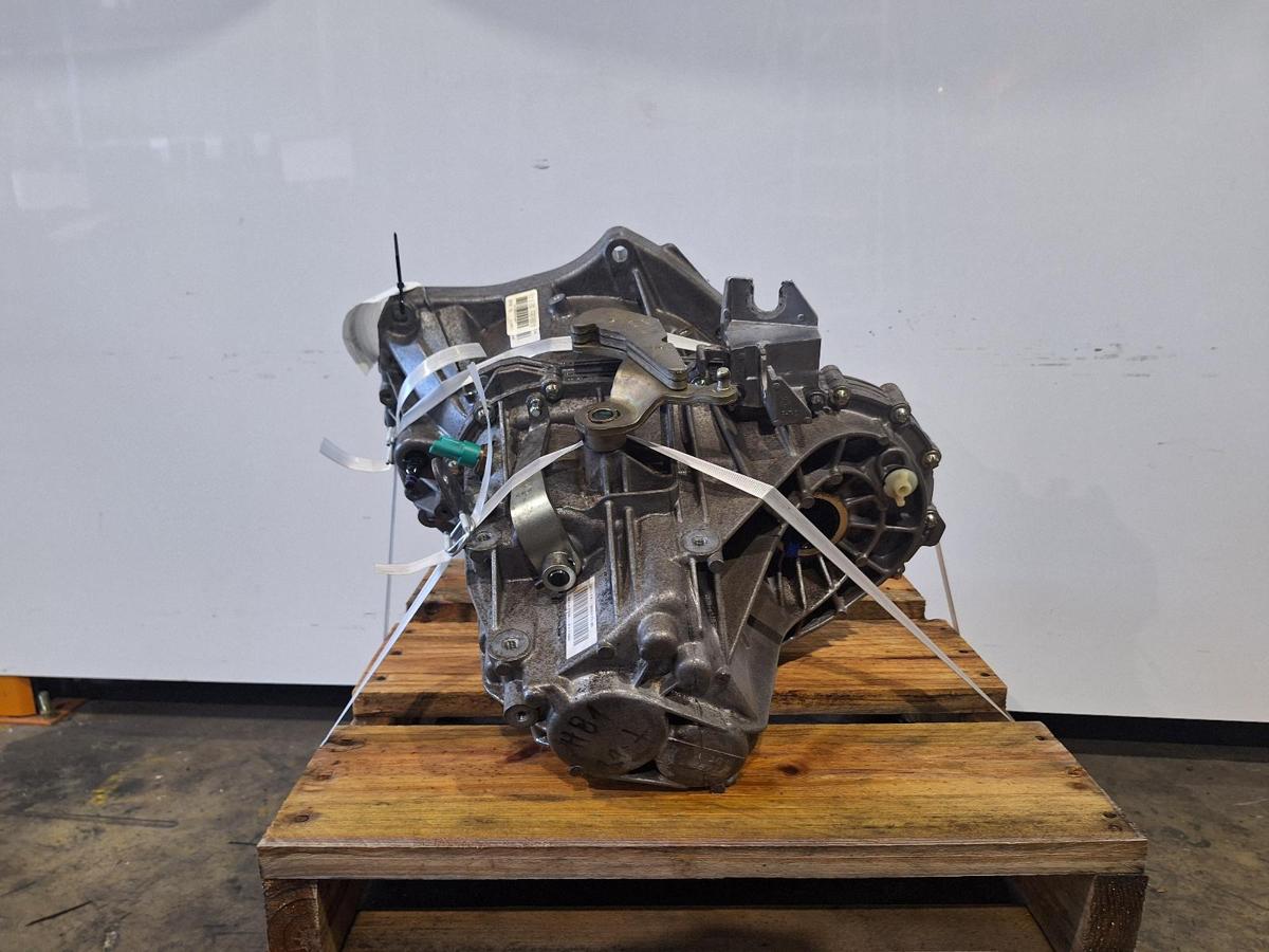 Trans/Gearbox for NISSAN JUKE
