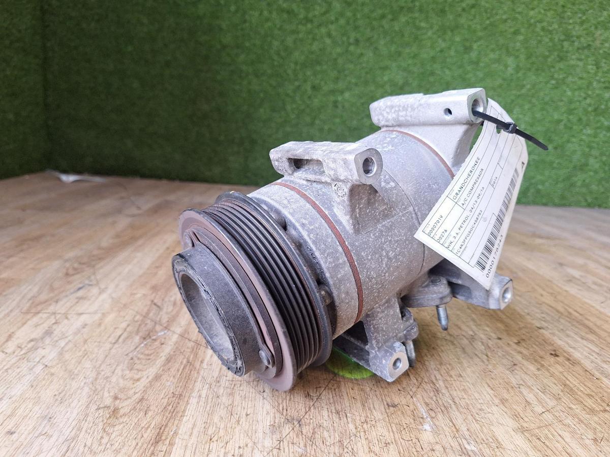 1000878714-A/C Compressor Top