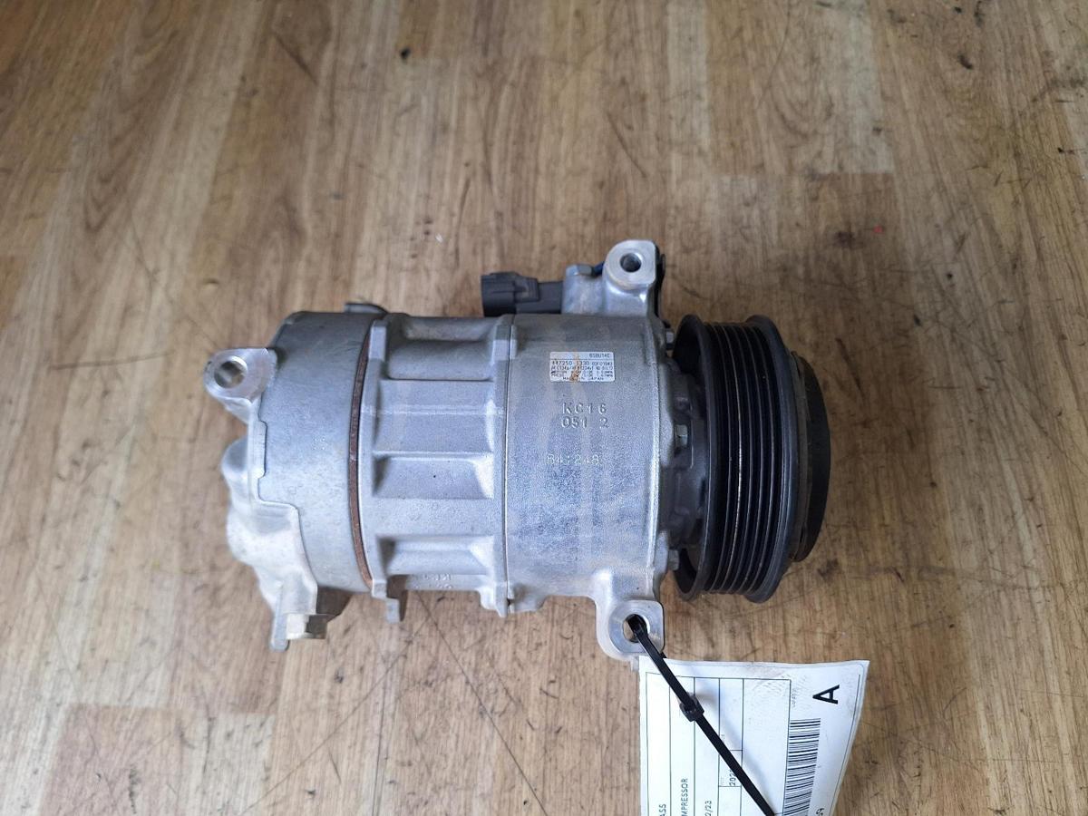 1000889351-A/C Compressor Top