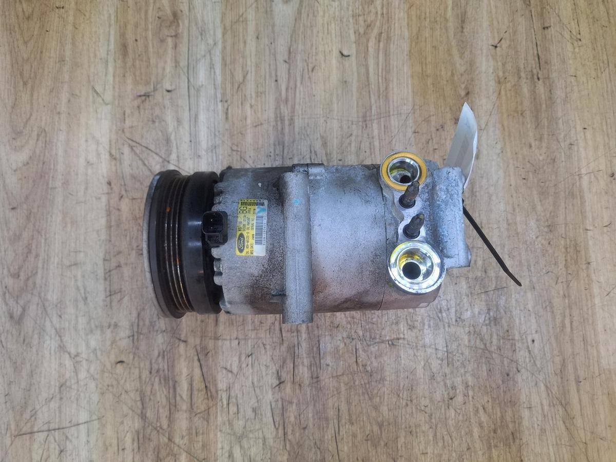 1000925460-A/C Compressor Top