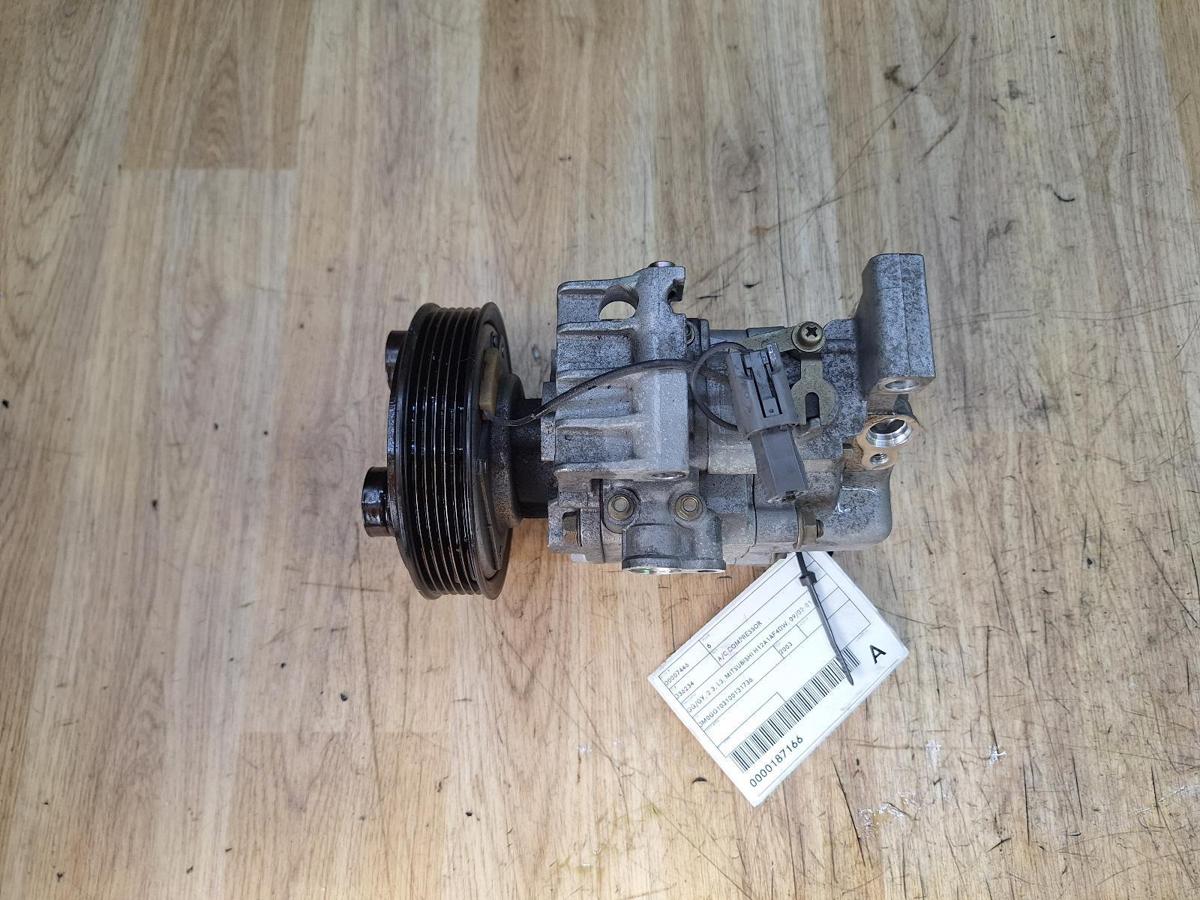 1000932656-A/C Compressor Top
