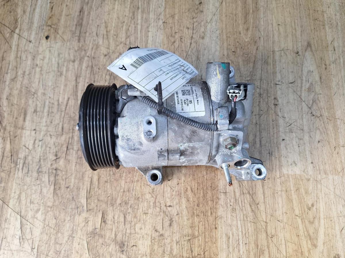 1000915795-A/C Compressor Top