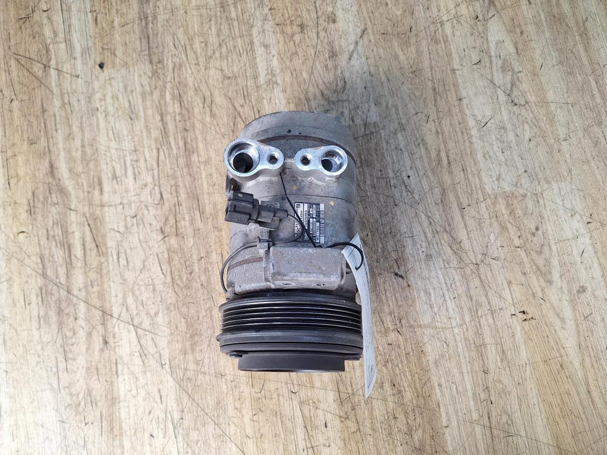 1000948341-A/C Compressor Top