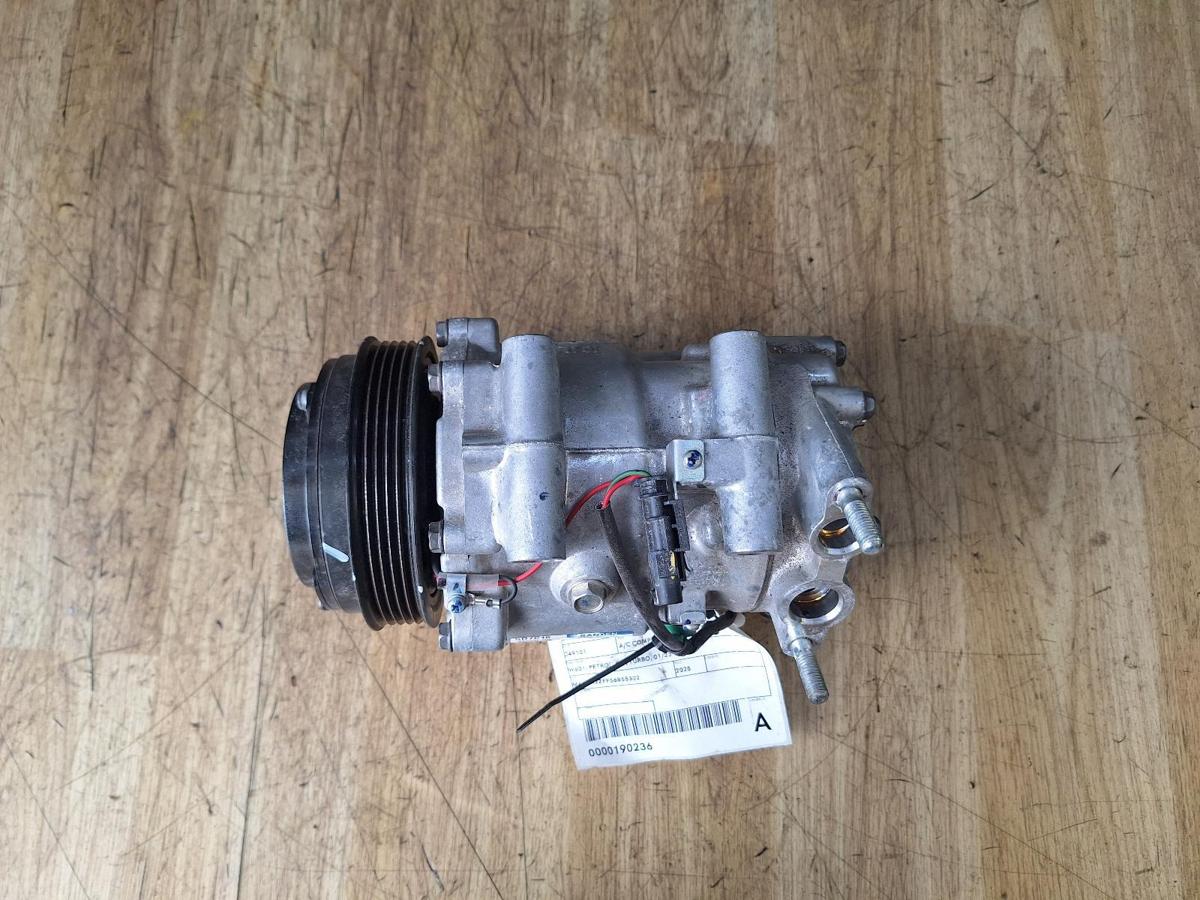 1000950421-A/C Compressor Top