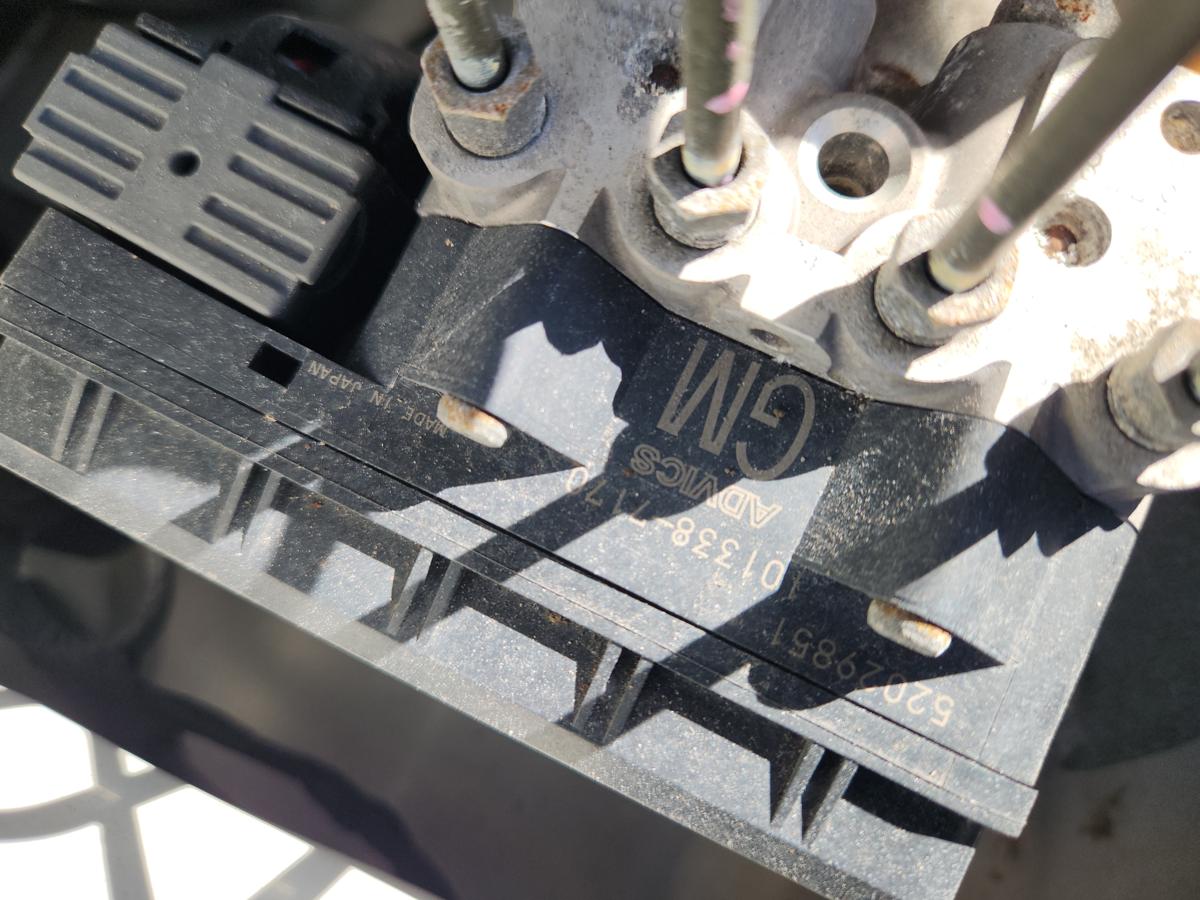 1000938257-Abs Pump/Modulator