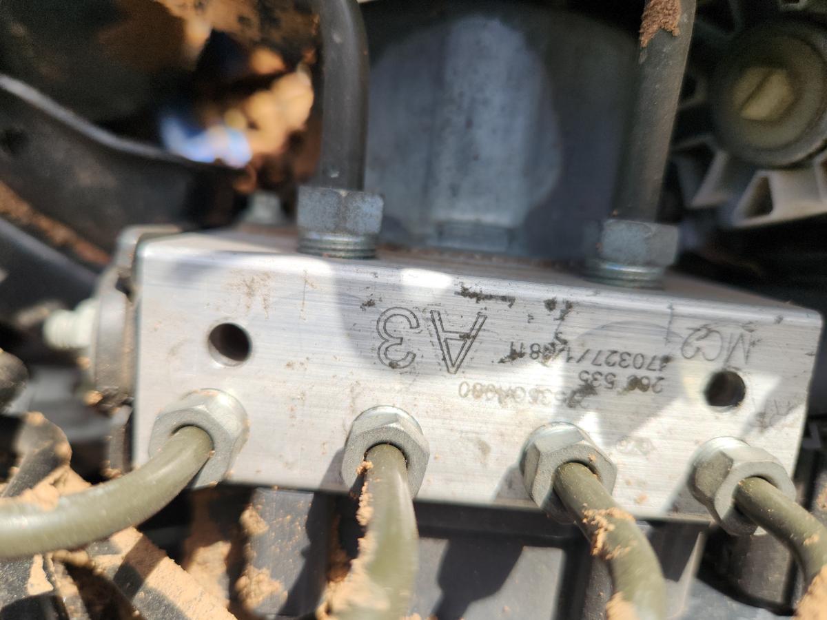 1000945520-Abs Pump/Modulator