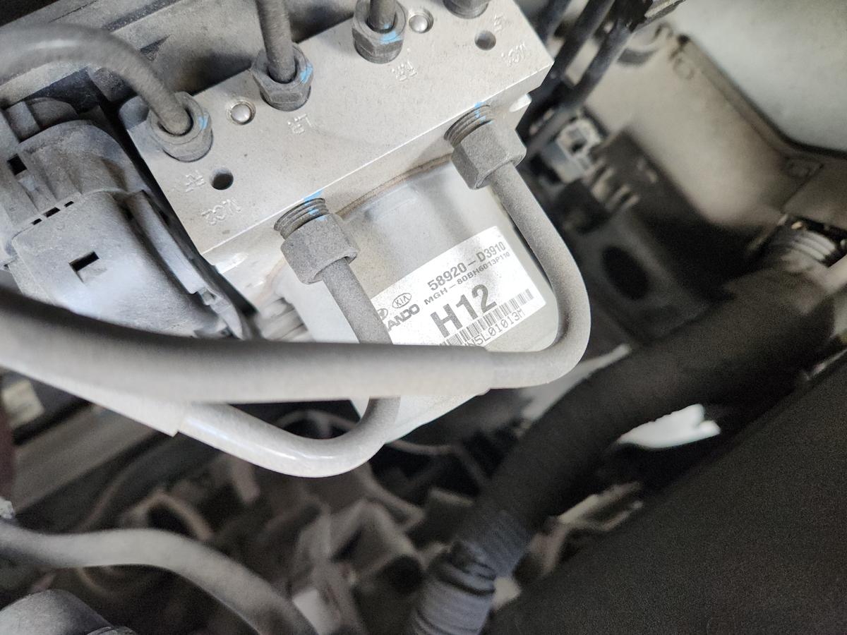 1000948482-Abs Pump/Modulator
