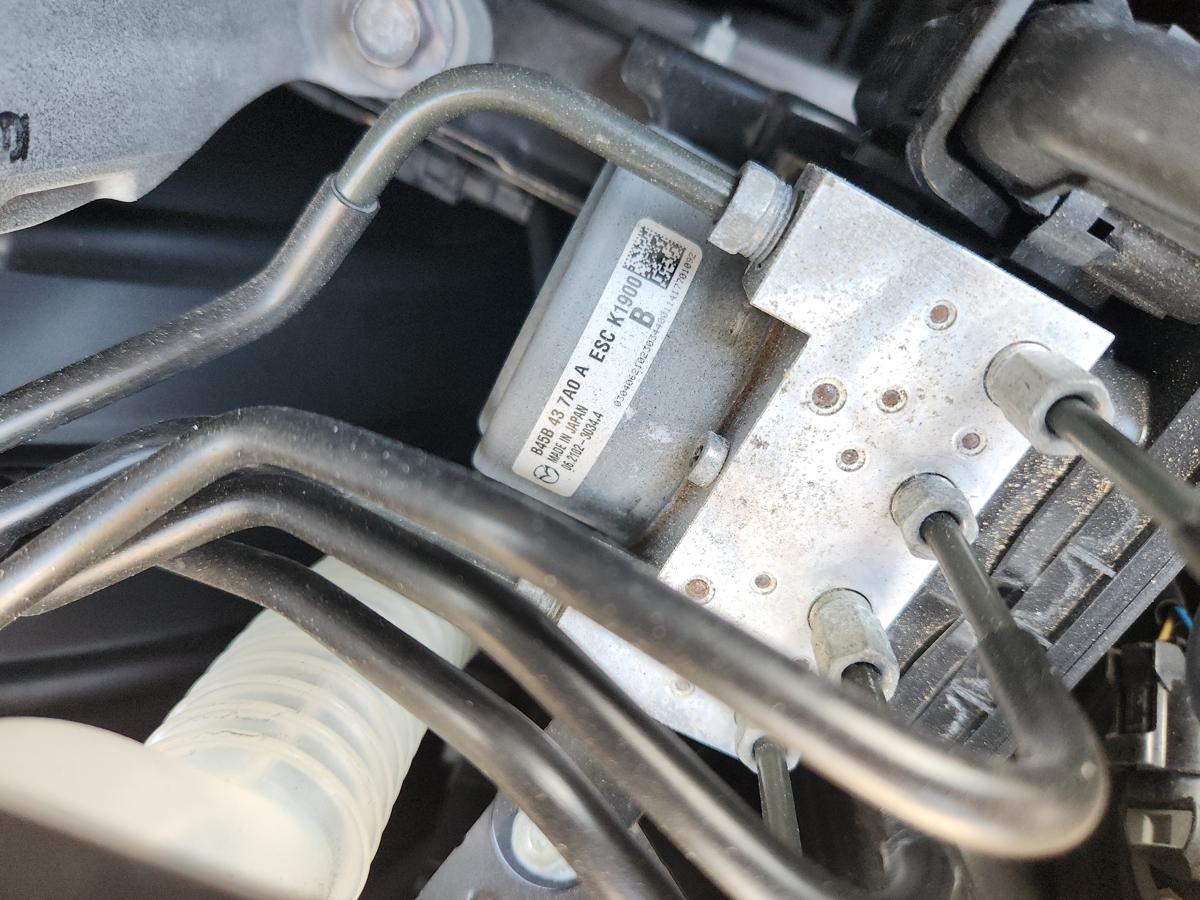 1000951103-Abs Pump/Modulator
