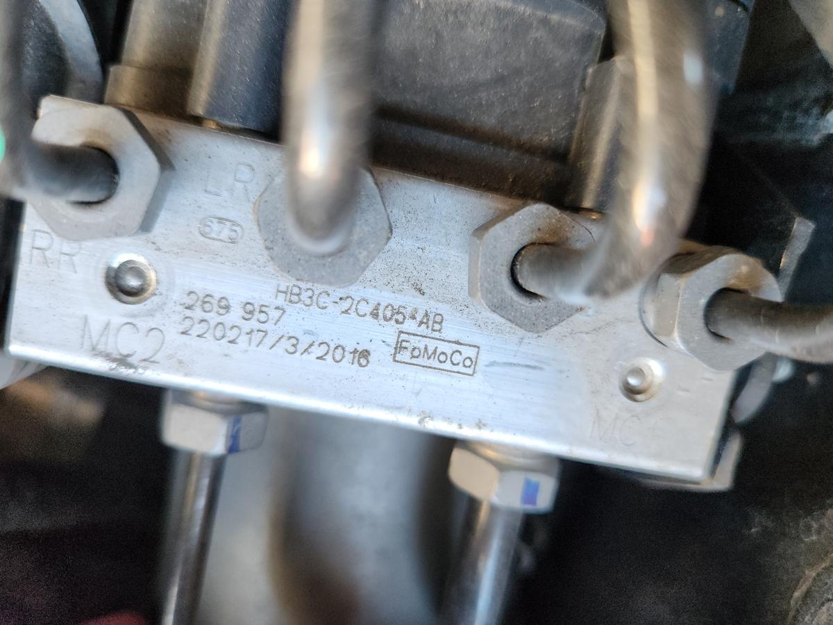 1000952438-Abs Pump/Modulator