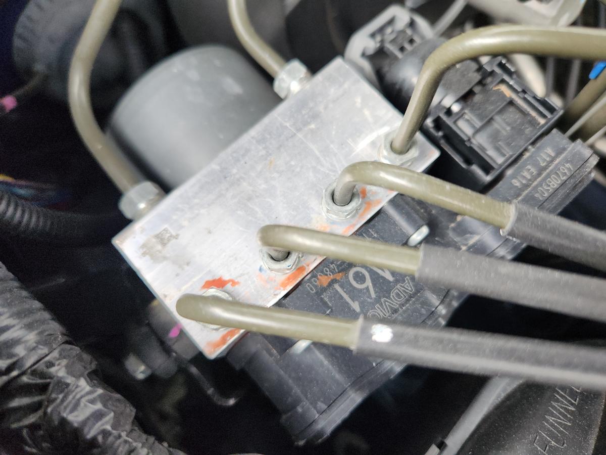 1000957177-Abs Pump/Modulator