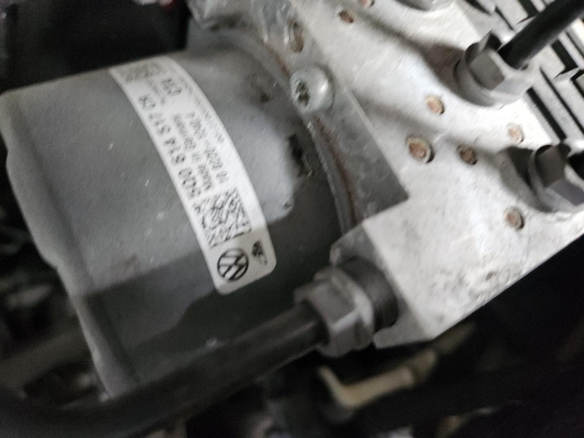 1000957468-Abs Pump/Modulator