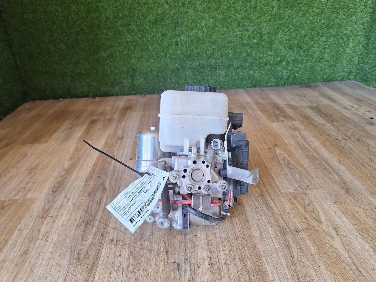 1000901148-Abs Pump Modulator Front