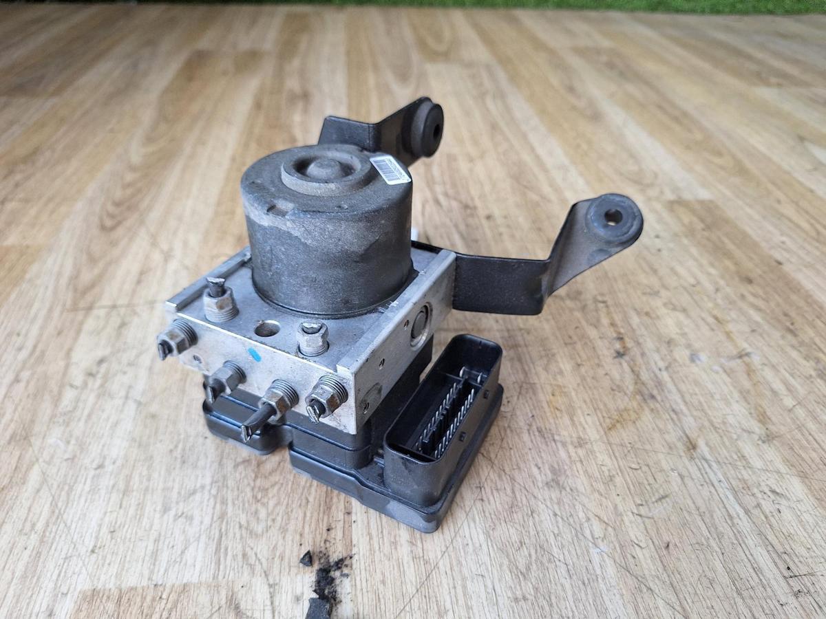 1000881527-Abs Pump Modulator Top