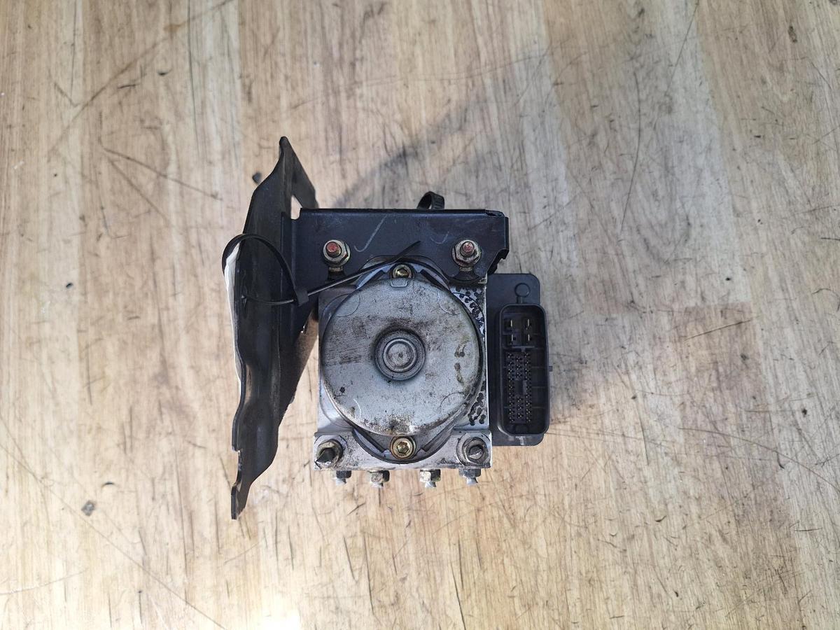 1000932660-Abs Pump Modulator Top