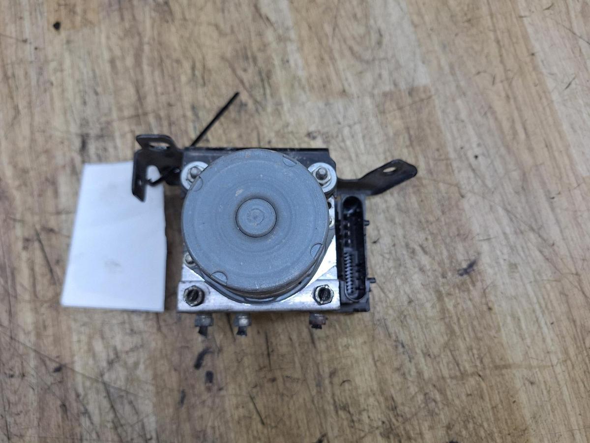 1000936607-Abs Pump Modulator Top