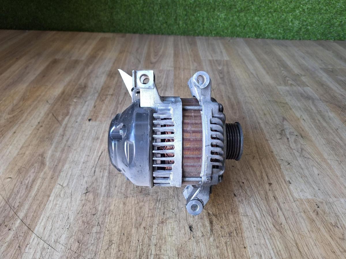 1000892439-Alternator LHS