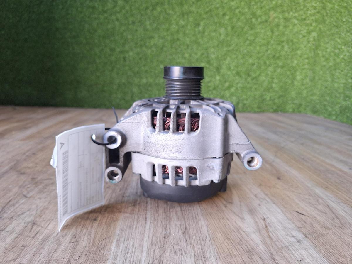 1000883142-Alternator Top