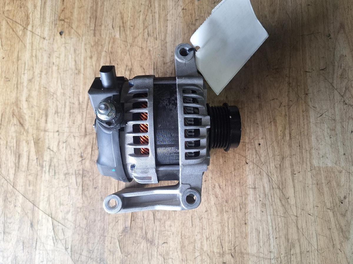 1000914684-Alternator Top
