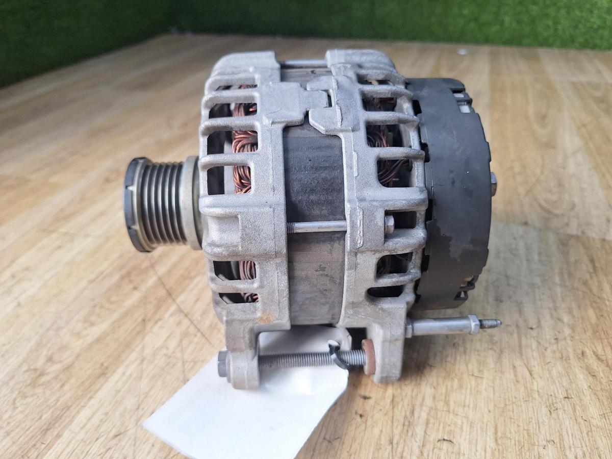 1000896052-Alternator Top