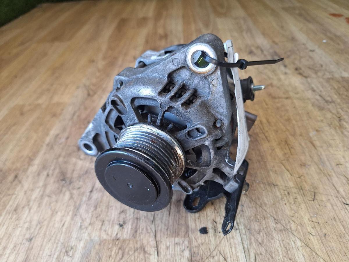 1000924128-Alternator Top