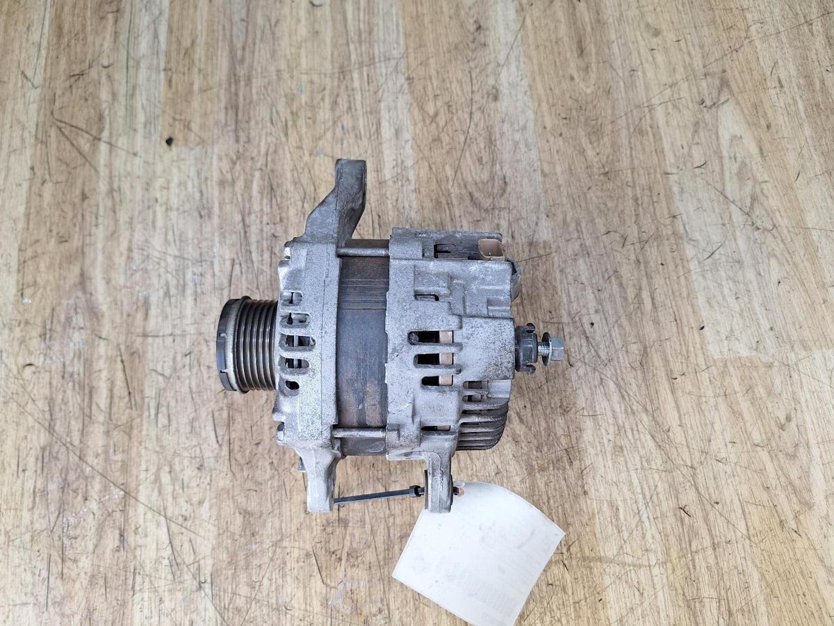 1000940110-Alternator Top
