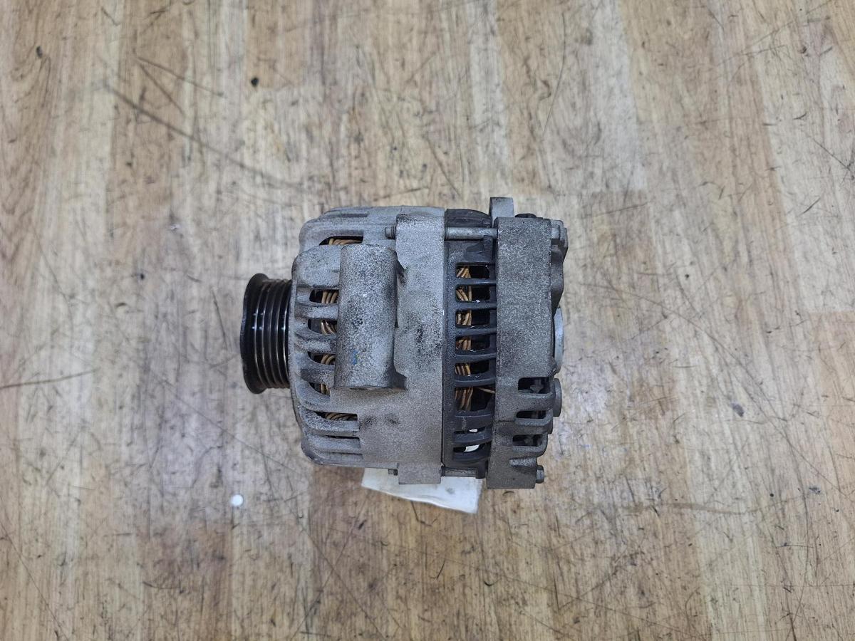 1000942585-Alternator Top