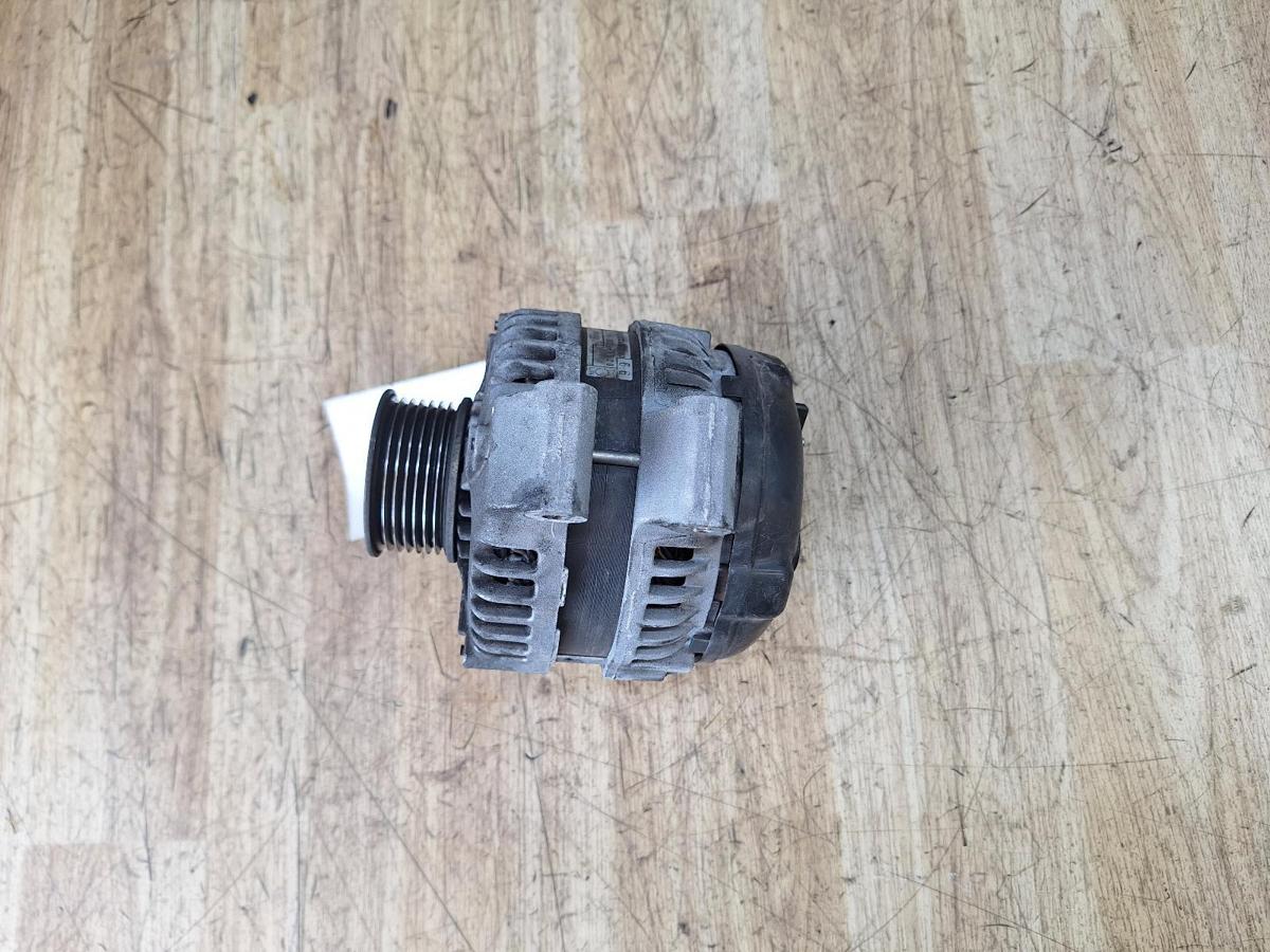 1000945905-Alternator Top