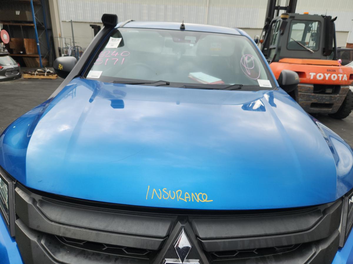 1000957162-Bonnet