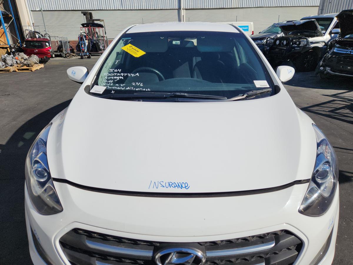 1000937145-Bonnet
