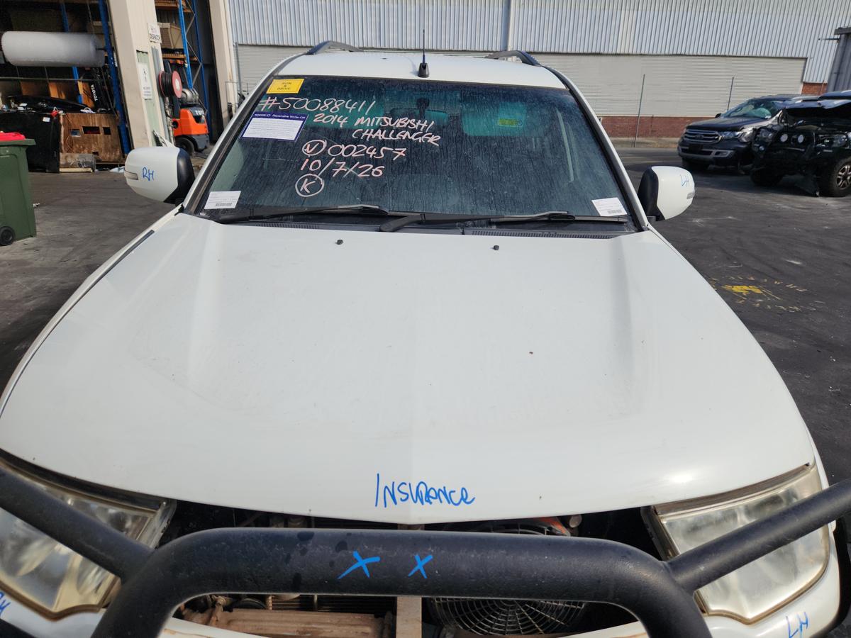 1000938760-Bonnet