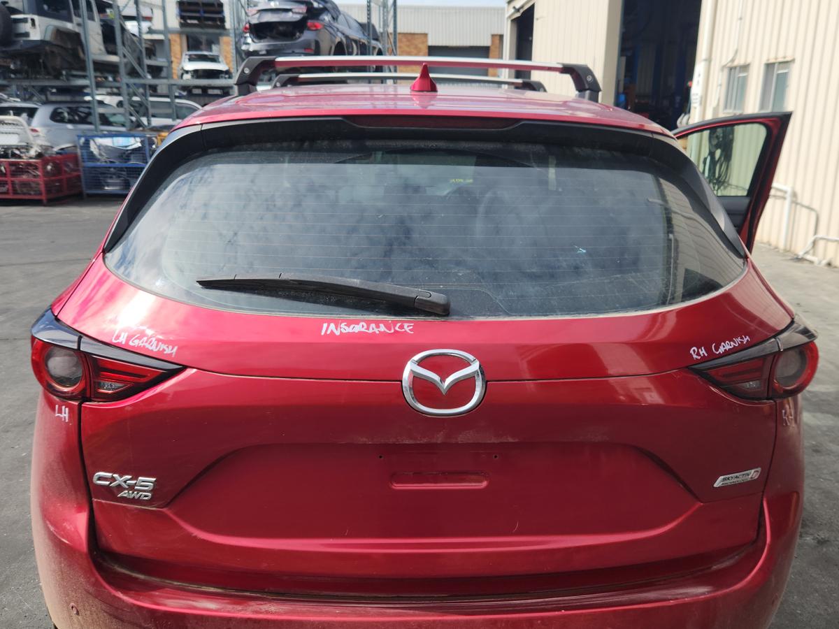 1000931276-Bootlid_Tailgate