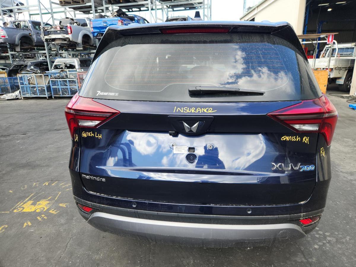 1000950464-Bootlid_Tailgate